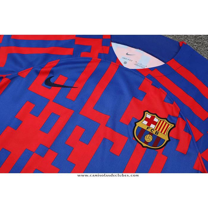 Fato de Treino
 Barcelona 22/23 Manga Curta
 Vermelho
 y Azul
 - Calcas Curta
